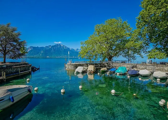 Bon Port 1-Bedroom Apartment - Lakefront